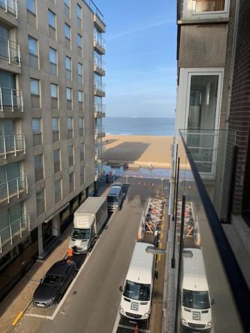 Exclusief Appartement In Hartje Zoute, Zonnig Terras Met Zeezicht Knokke-Heist Dış mekan fotoğraf